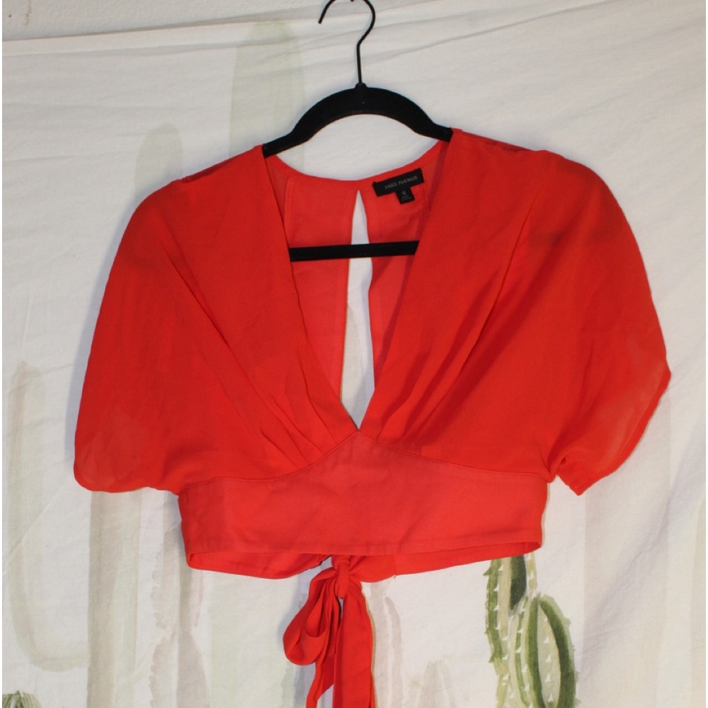Miss Avenue Crop Top 🌵Small